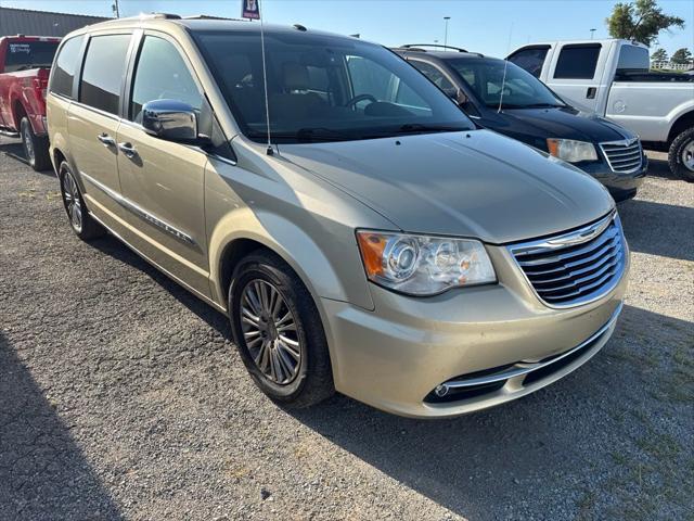 2011 Chrysler Town & Country Limited for sale in Bartlesville, OK