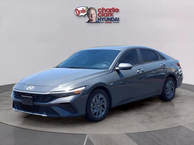 2024 Hyundai Elantra SEL for sale in Laredo, TX