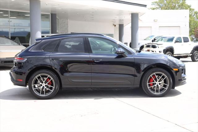 2022 Porsche Macan S