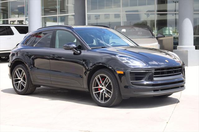 2022 Porsche Macan S