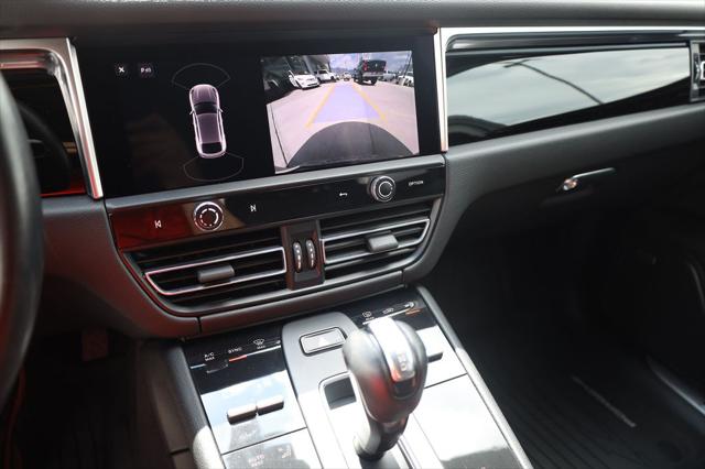 2022 Porsche Macan S