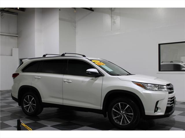 2019 Toyota Highlander XLE for sale in Merced, CA