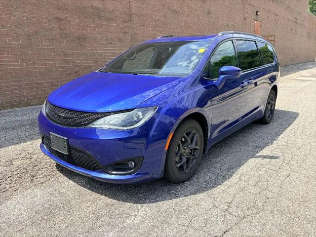 2020 Chrysler Pacifica 35th Anniversary Touring L Plus for sale in Merriam, KS
