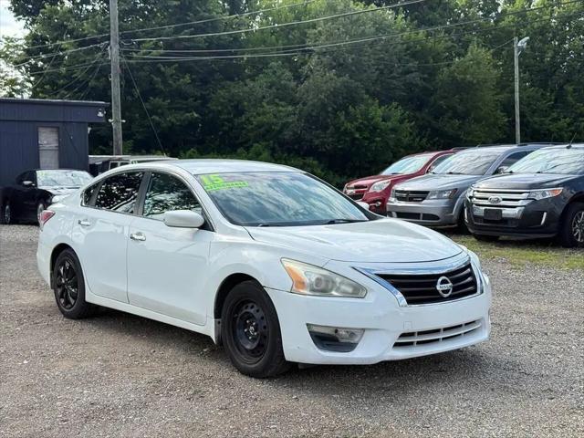 2015 Nissan Altima 2.5 S for sale in Newark, OH