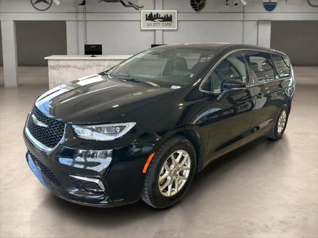 2025 Chrysler Pacifica Select for sale in Inglewood, CA