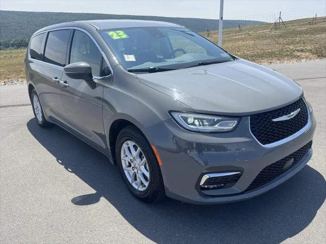 2023 Chrysler Pacifica Touring L for sale in Muncy, PA