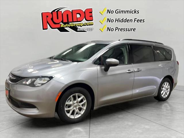 2021 Chrysler Voyager LXI for sale in East Dubuque, IL