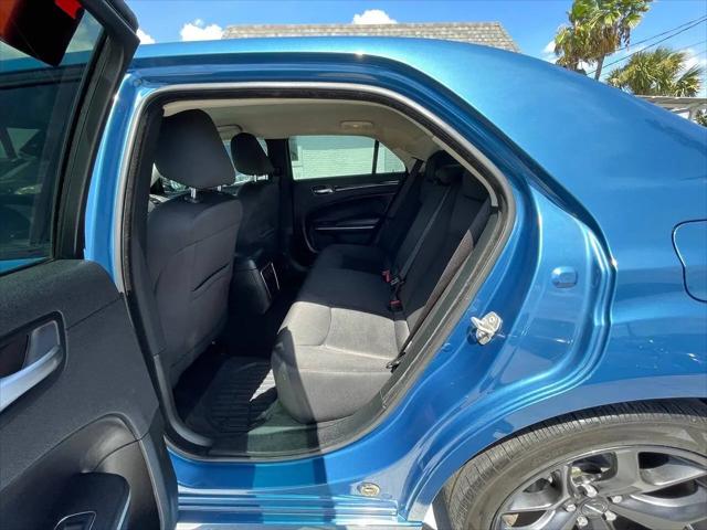 2023 Chrysler 300 Touring
