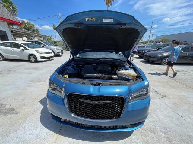 2023 Chrysler 300 Touring