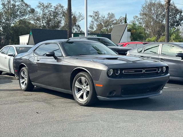 2015 Dodge Challenger SXT