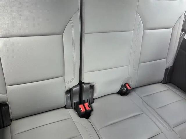 2023 GMC Yukon 2WD SLT