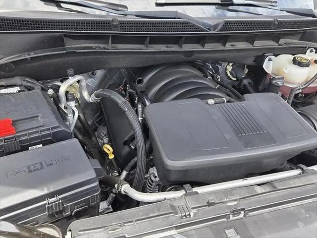 2023 GMC Yukon 2WD SLT