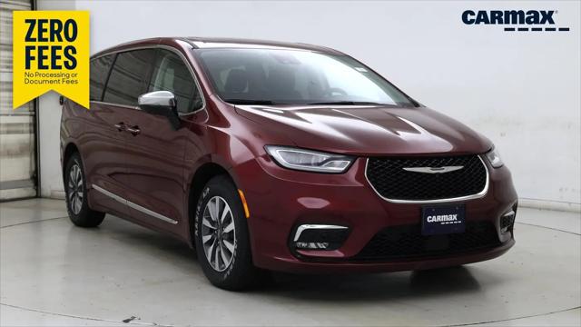 2023 Chrysler Pacifica Hybrid Limited for sale in Manchester, NH