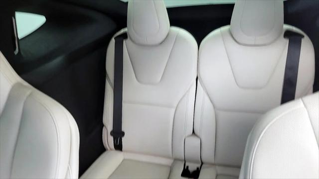 2023 Tesla Model X Plaid Tri Motor All-Wheel Drive