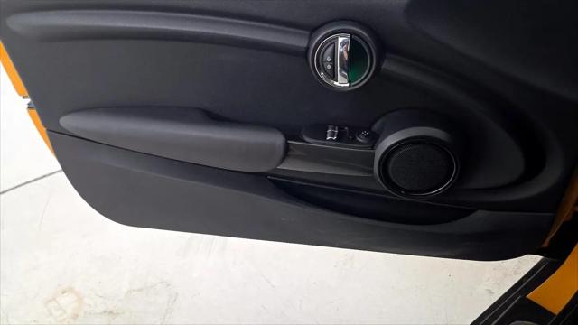 2016 MINI Hardtop Cooper