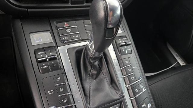 2020 Porsche Macan Turbo