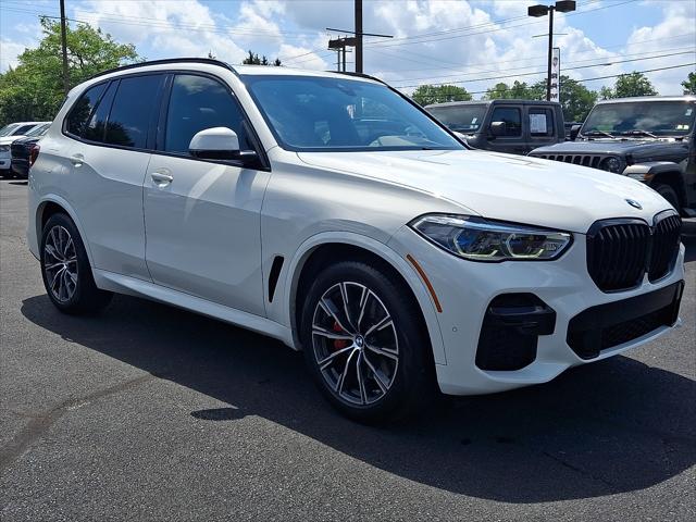 2022 BMW X5 xDrive40i 2022 BMW X5 xDrive40i