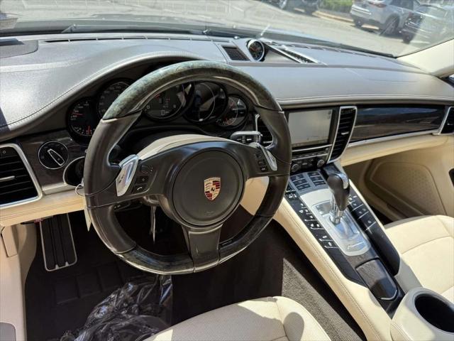 2014 Porsche Panamera 4