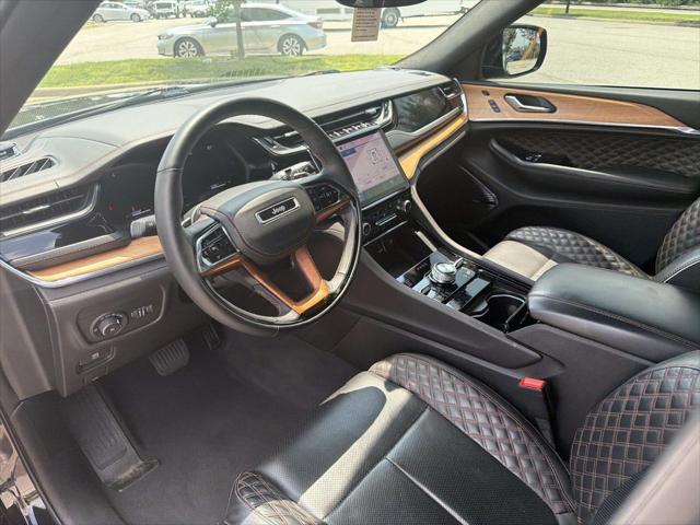 2023 Jeep Grand Cherokee L Summit Reserve 4x4 2023 Jeep Grand Cherokee L Summit Reserve 4x4