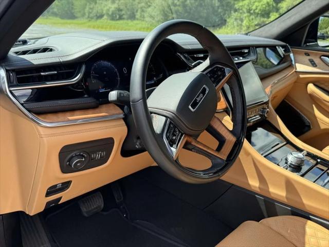 2025 Jeep Grand Cherokee Summit Reserve 4x4