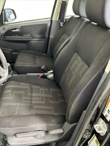 2012 Suzuki SX4 LE Popular