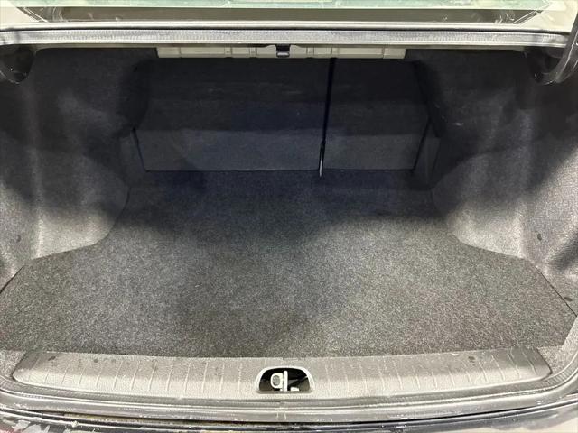 2012 Suzuki SX4 LE Popular