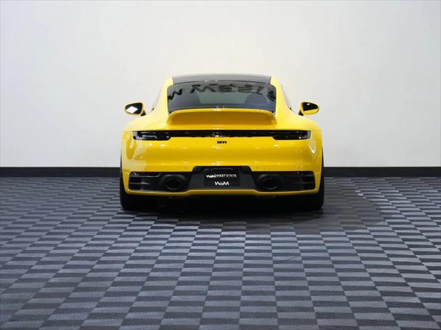 2020 Porsche 911 Carrera 4S