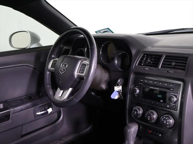 2012 Dodge Challenger SXT
