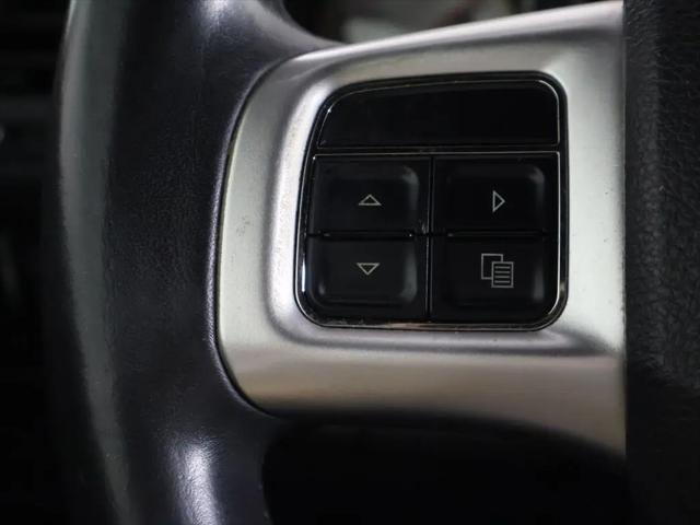 2012 Dodge Challenger SXT