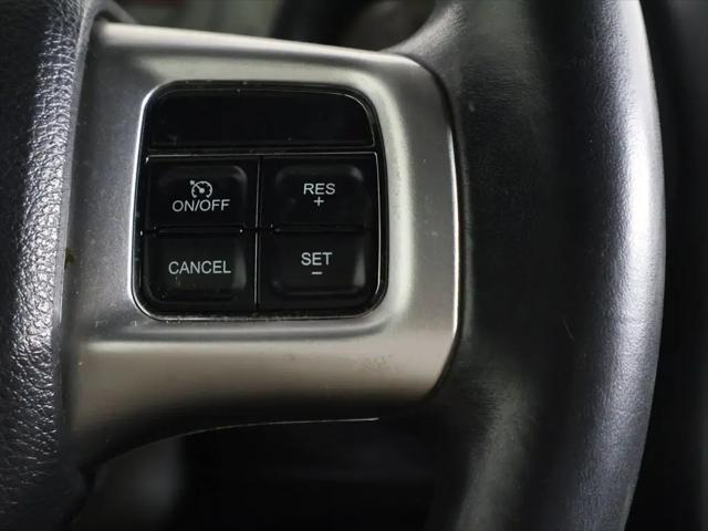 2012 Dodge Challenger SXT