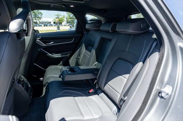 2026 Jaguar F-PACE R-Dynamic S P400 AWD Automatic