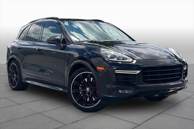 2016 Porsche Cayenne GTS