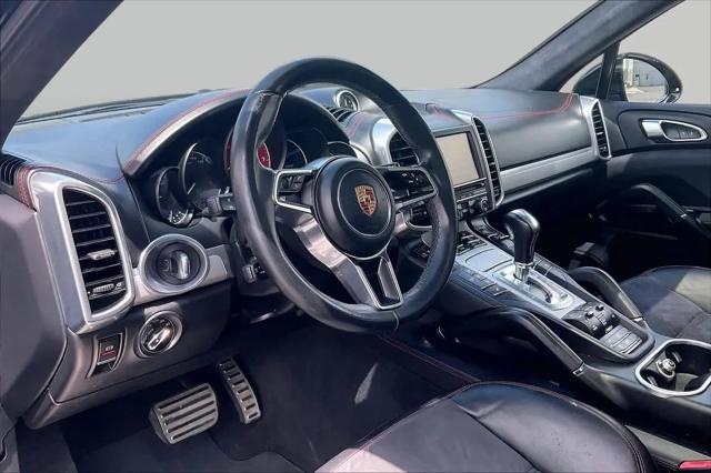 2016 Porsche Cayenne GTS