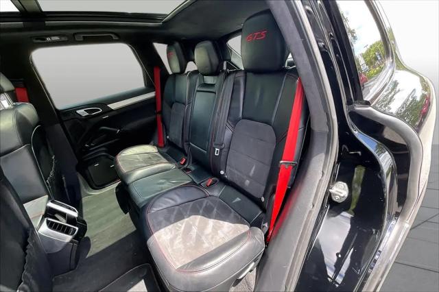 2016 Porsche Cayenne GTS
