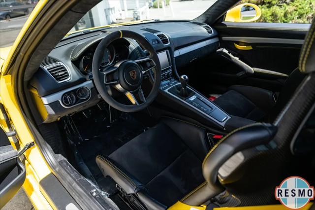 2016 Porsche Cayman GT4