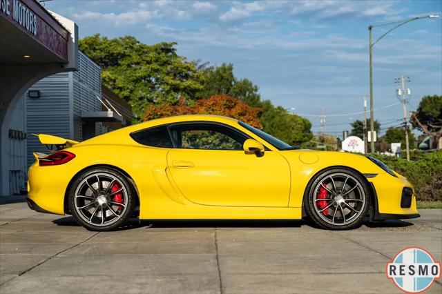 2016 Porsche Cayman GT4