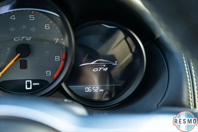 2016 Porsche Cayman GT4