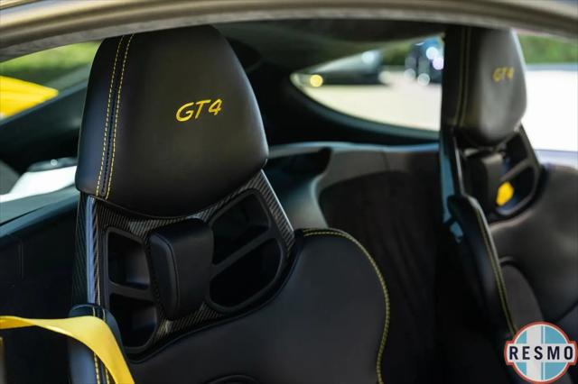 2016 Porsche Cayman GT4