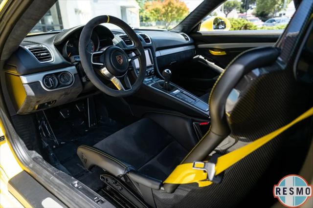 2016 Porsche Cayman GT4