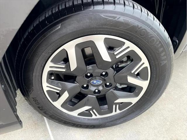 2025 Subaru Forester Premium
