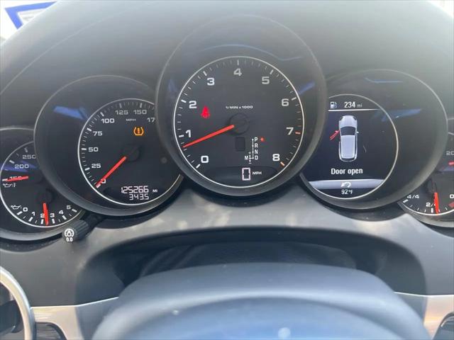 2016 Porsche Cayenne Cayenne