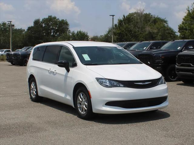 2027 Chrysler Pacifica LX