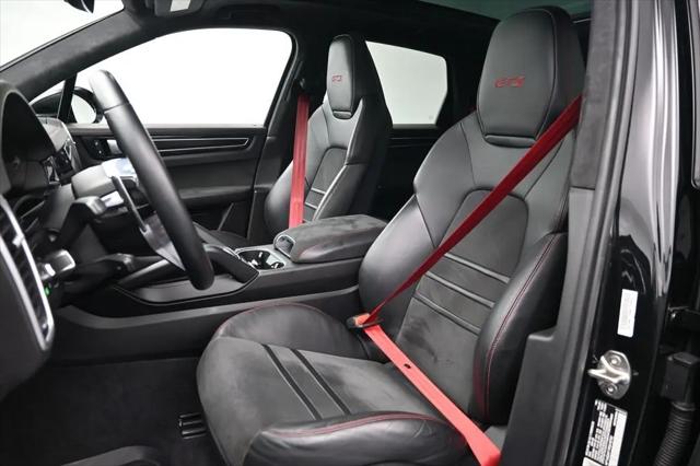 2023 Porsche Cayenne GTS