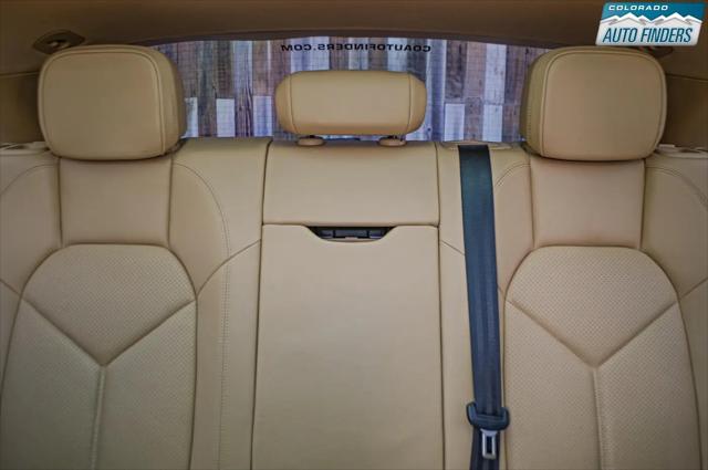 2015 Porsche Macan S