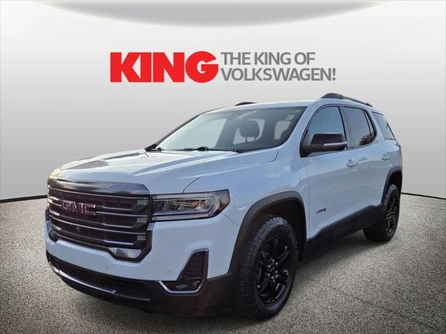 2023 GMC Acadia AWD AT4