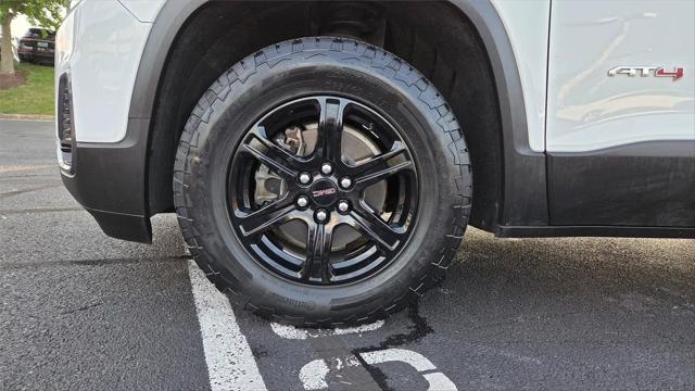 2023 GMC Acadia AWD AT4