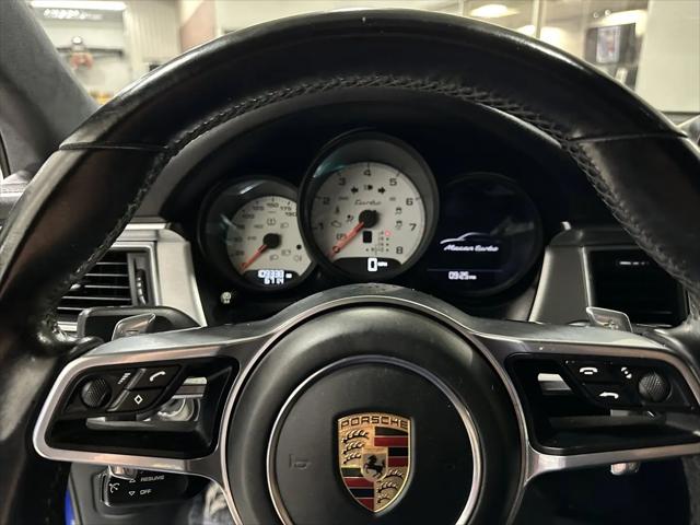 2016 Porsche Macan Turbo