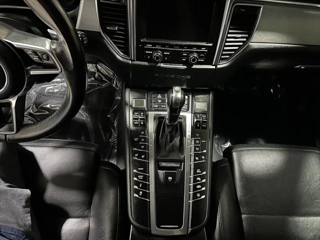 2016 Porsche Macan Turbo