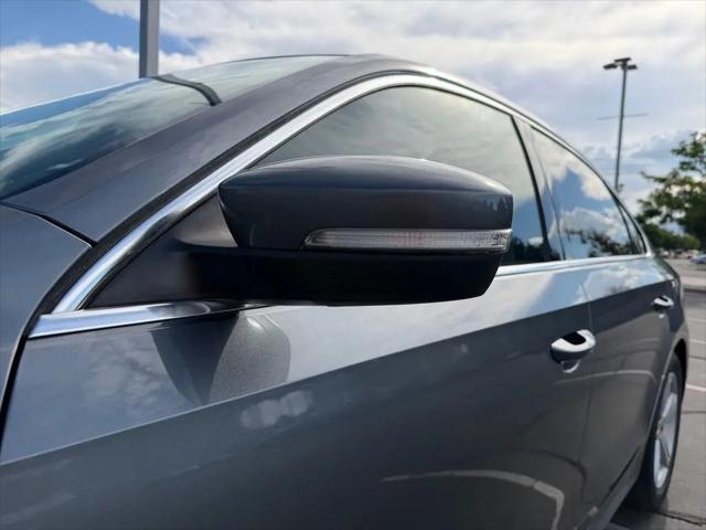 2014 Volkswagen Passat 1.8T SE