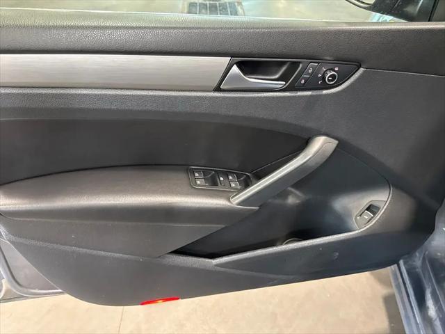 2014 Volkswagen Passat 1.8T SE